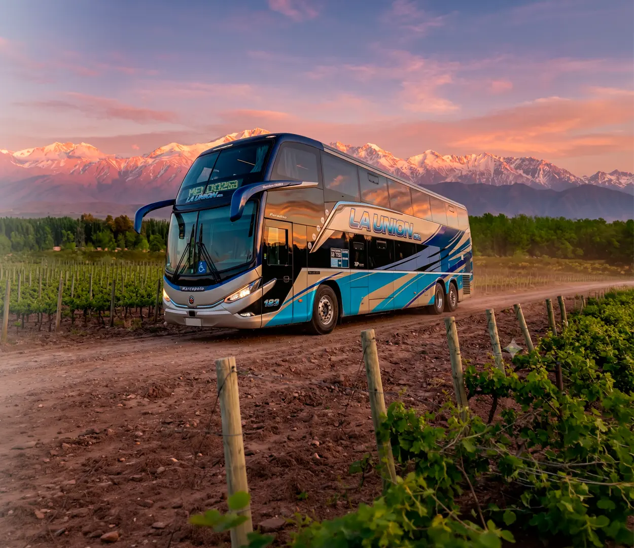 Colectivo de LA UNION S.R.L. en la región de Mendoza