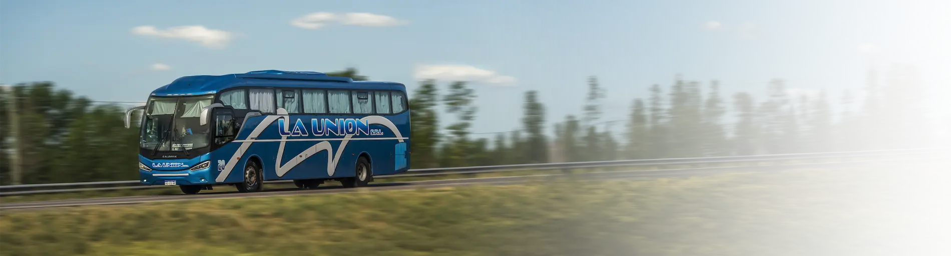Colectivo de LA UNION S.R.L. en ruta